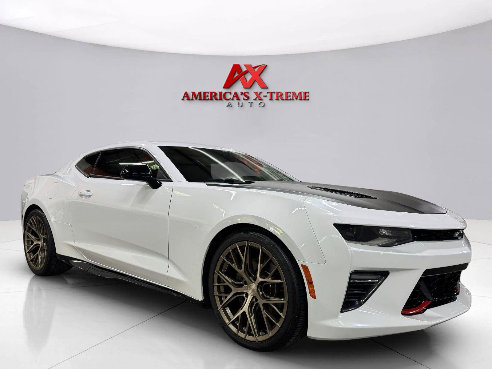 Used 2018 Chevrolet Camaro SS w/ Redline Edition RWD image 8