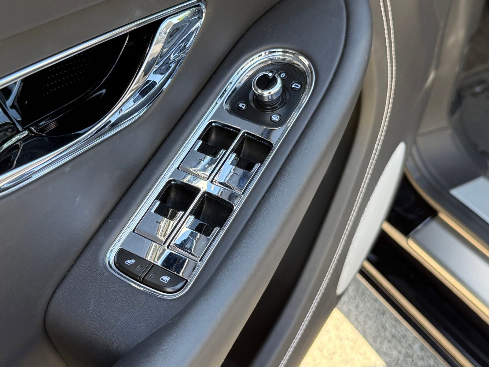 Used 2021 Bentley Continental GT AWD/4WD image 23