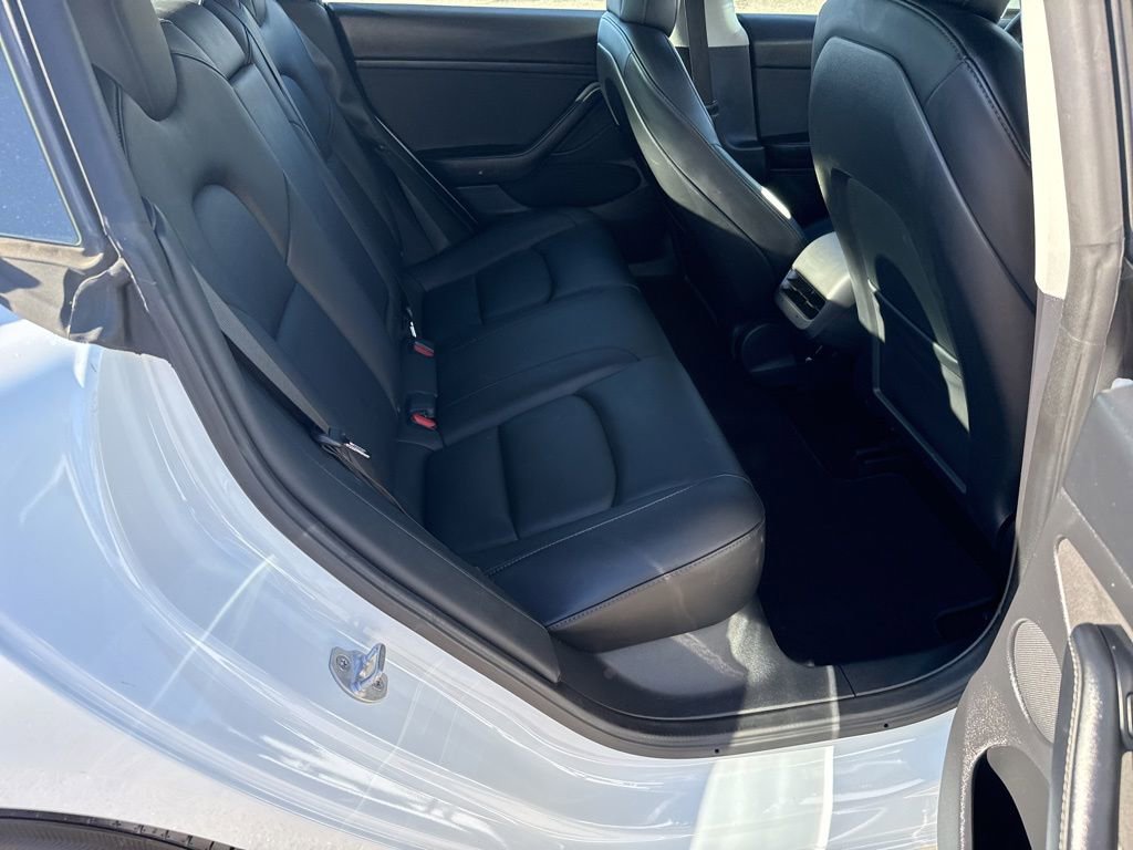 Used 2022 Tesla Model 3 image 26