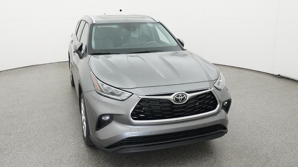 New 2026 Toyota Highlander Limited AWD/4WD image 8