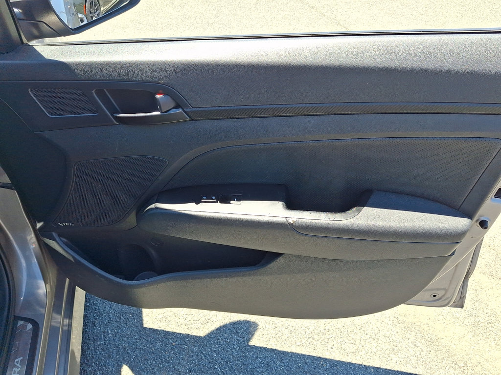 Used 2020 Hyundai Elantra Sport w/ Premium Package 02 FWD image 14