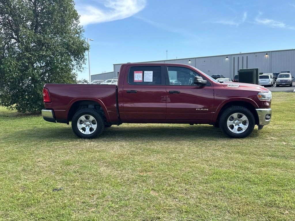 Used 2025 RAM 1500 Big Horn AWD/4WD image 9