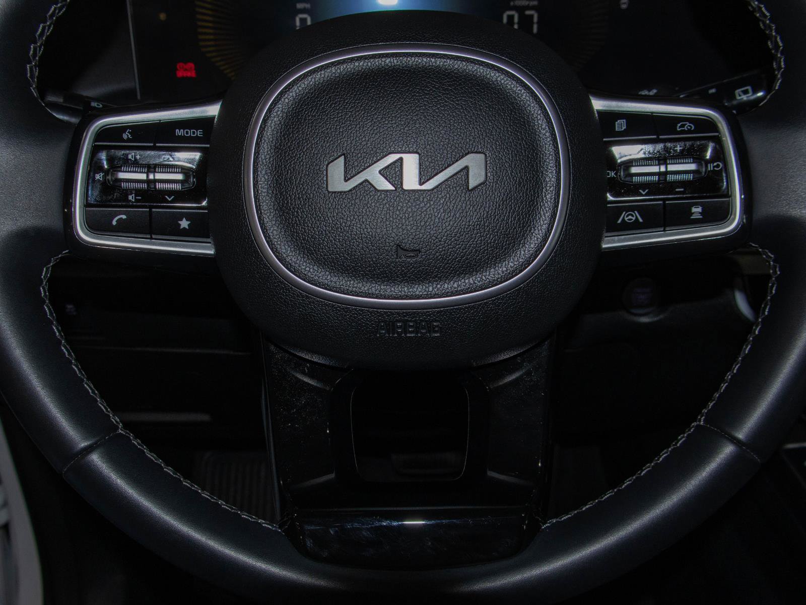 New 2025 Kia Sorento S w/ Panoramic Sunroof Package image 12