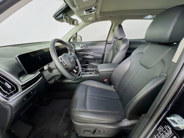 Used 2025 Kia Sorento S w/ Panoramic Sunroof Package FWD image 10