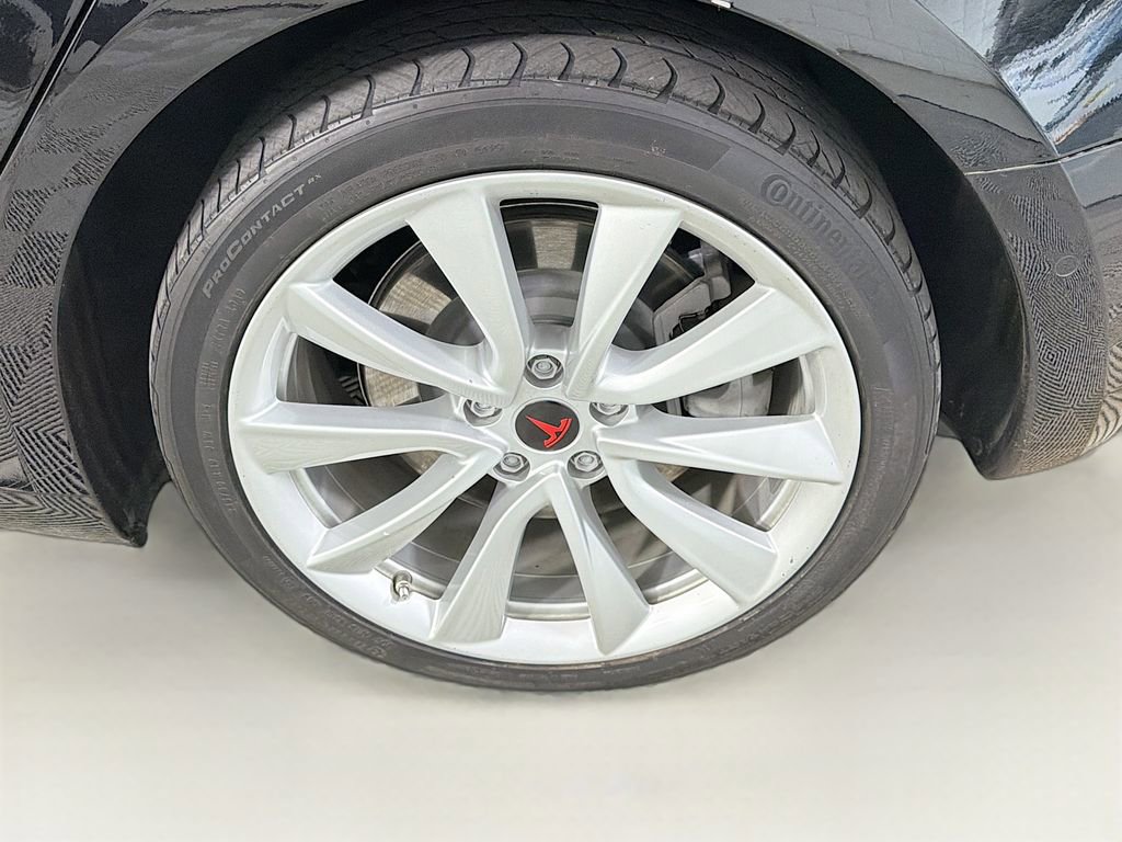 Used 2020 Tesla Model 3 Long Range AWD/4WD image 31