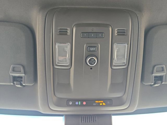 Used 2023 GMC Yukon SLT image 7