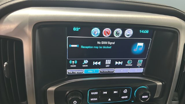 Used 2018 GMC Sierra 2500 SLE w/ Snow Plow Prep Package AWD/4WD image 16