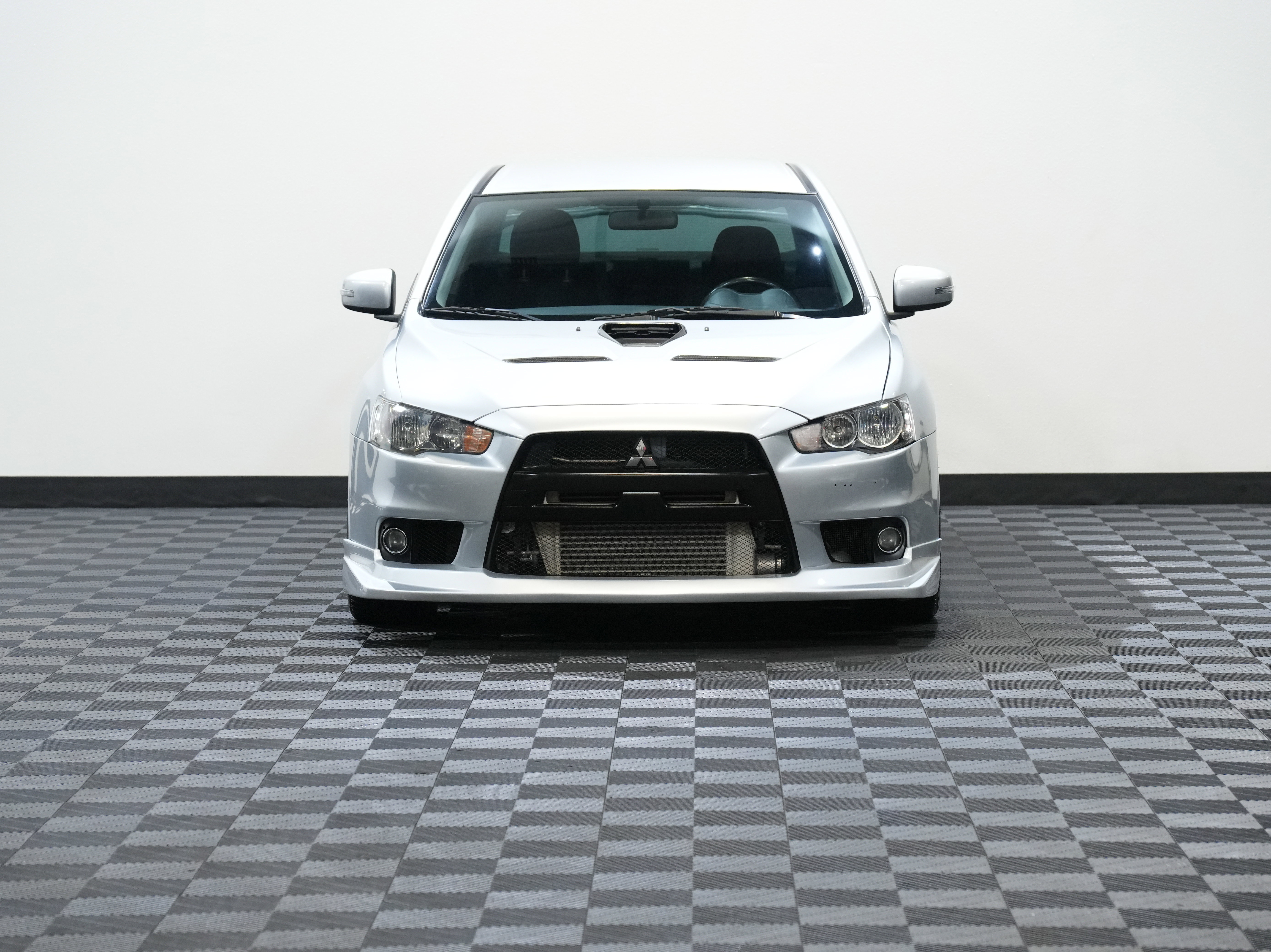 Used 2015 Mitsubishi Lancer Evolution GSR image 4