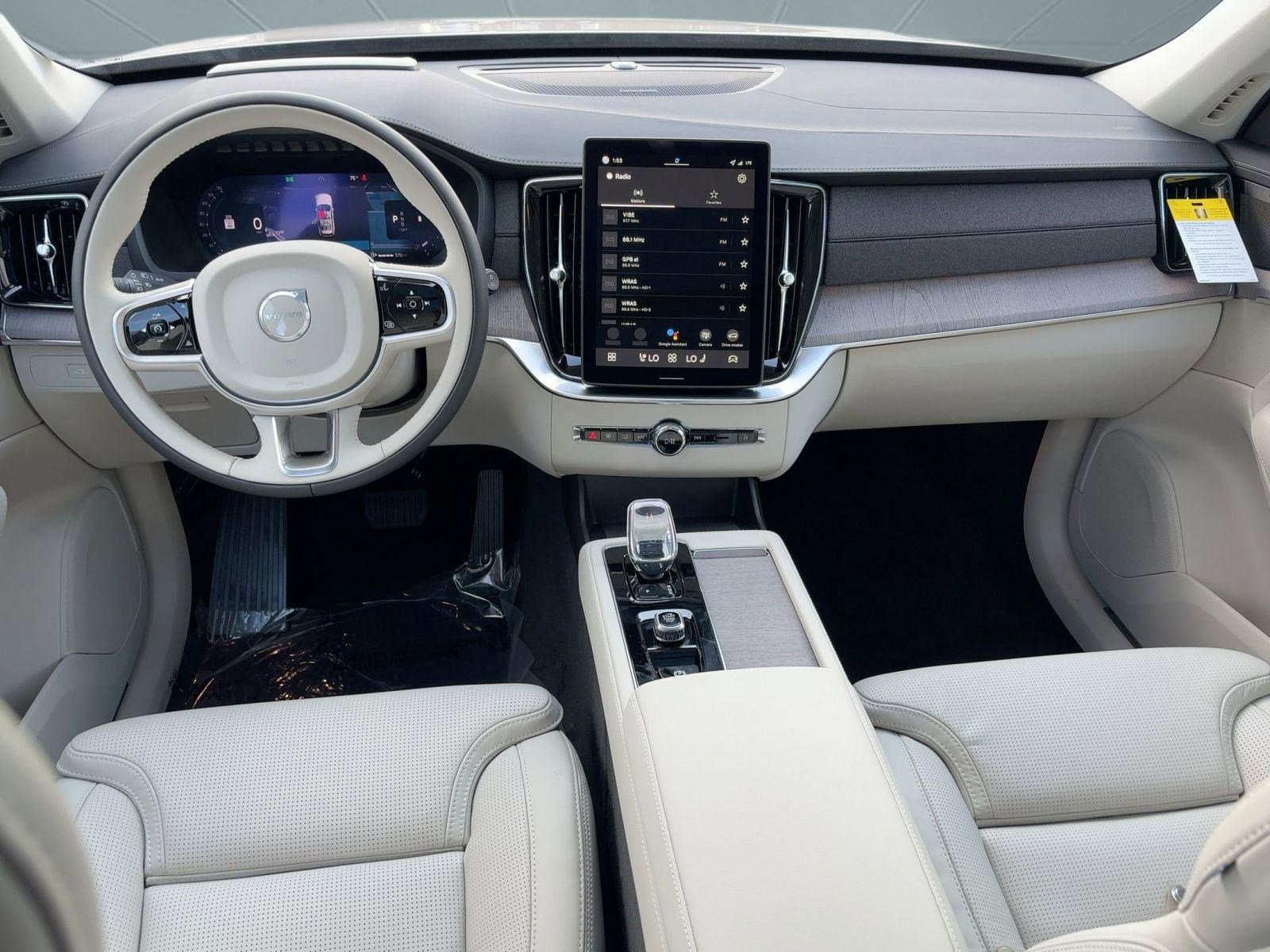 New 2026 Volvo XC90 B6 Ultra image 16