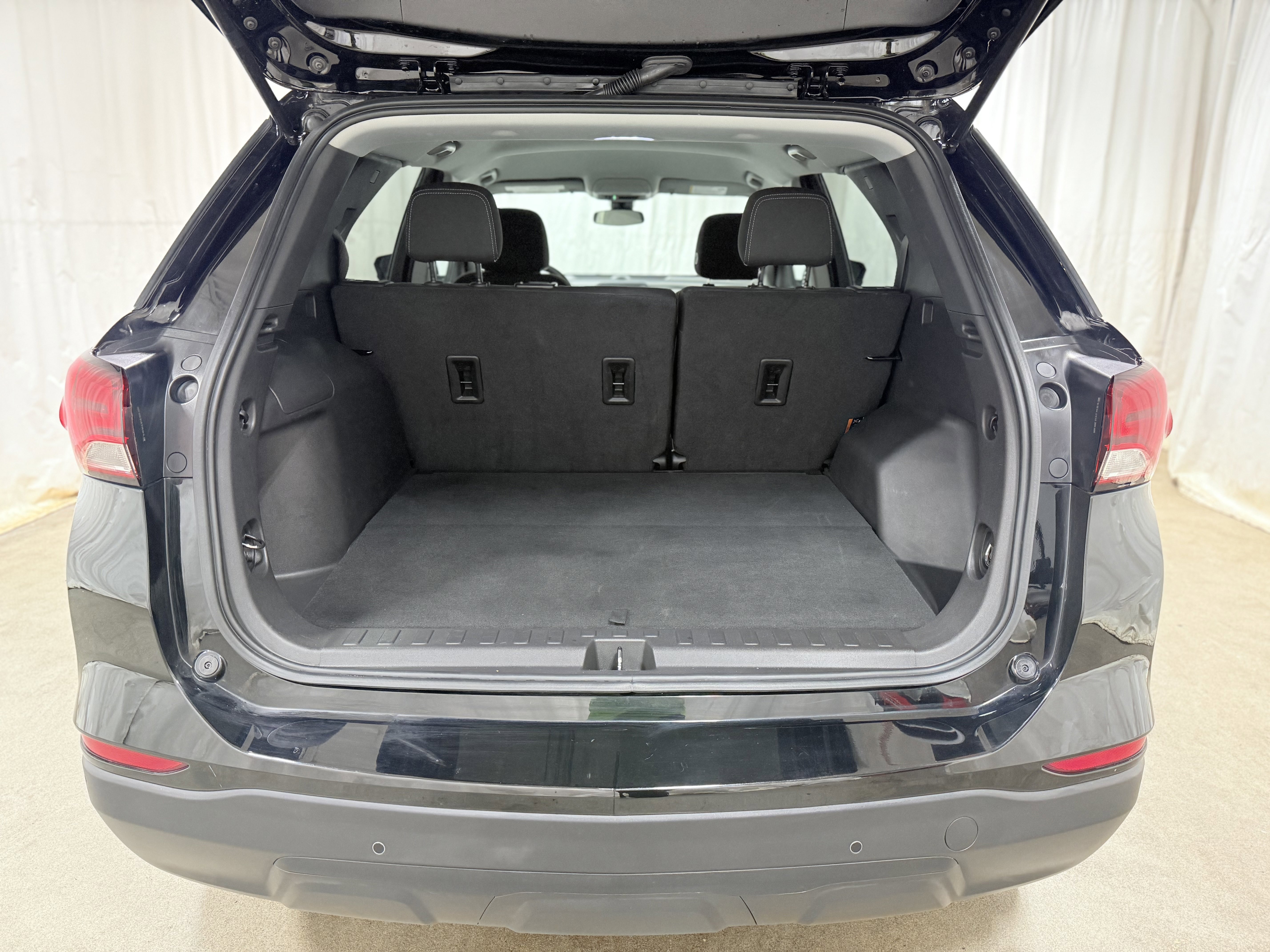 Certified 2024 Chevrolet Equinox LS w/ LS Convenience Package image 11