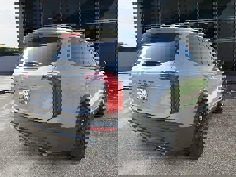 Used 2022 Kia Telluride EX w/ EX Premium Package image 3