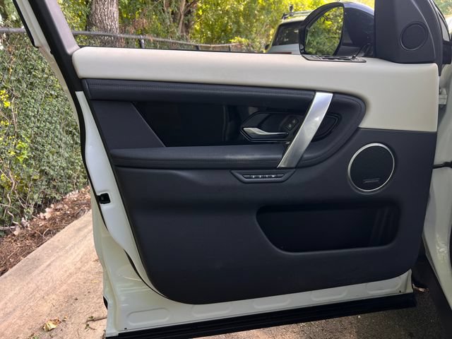 Used 2023 Land Rover Discovery Sport SE AWD/4WD image 10
