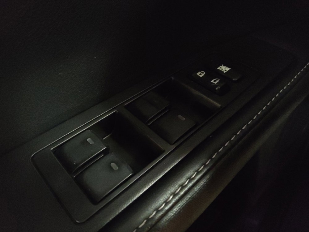 Used 2015 Lexus ES 350 w/ Luxury Package FWD image 27