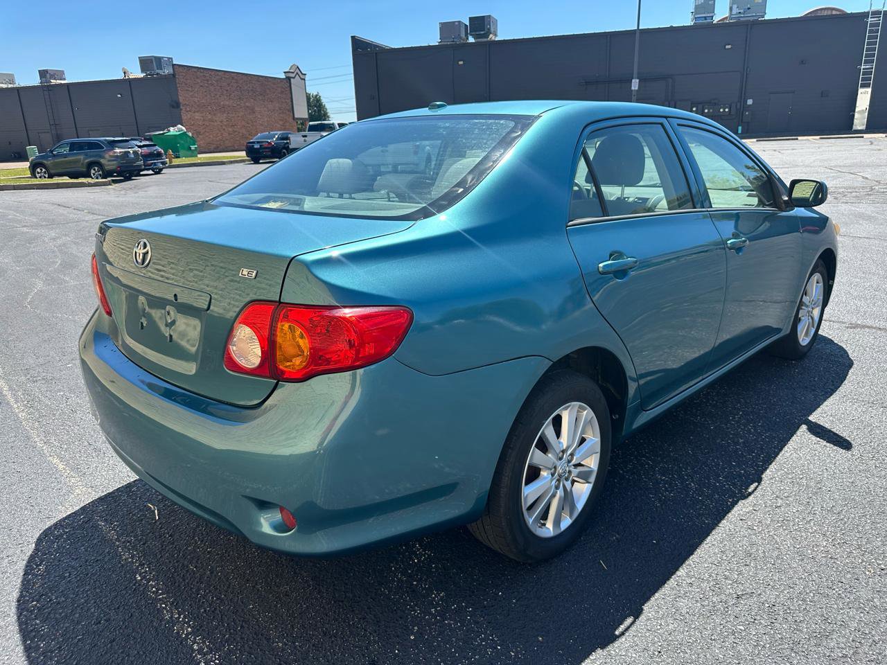 Used 2010 Toyota Corolla FWD image 4