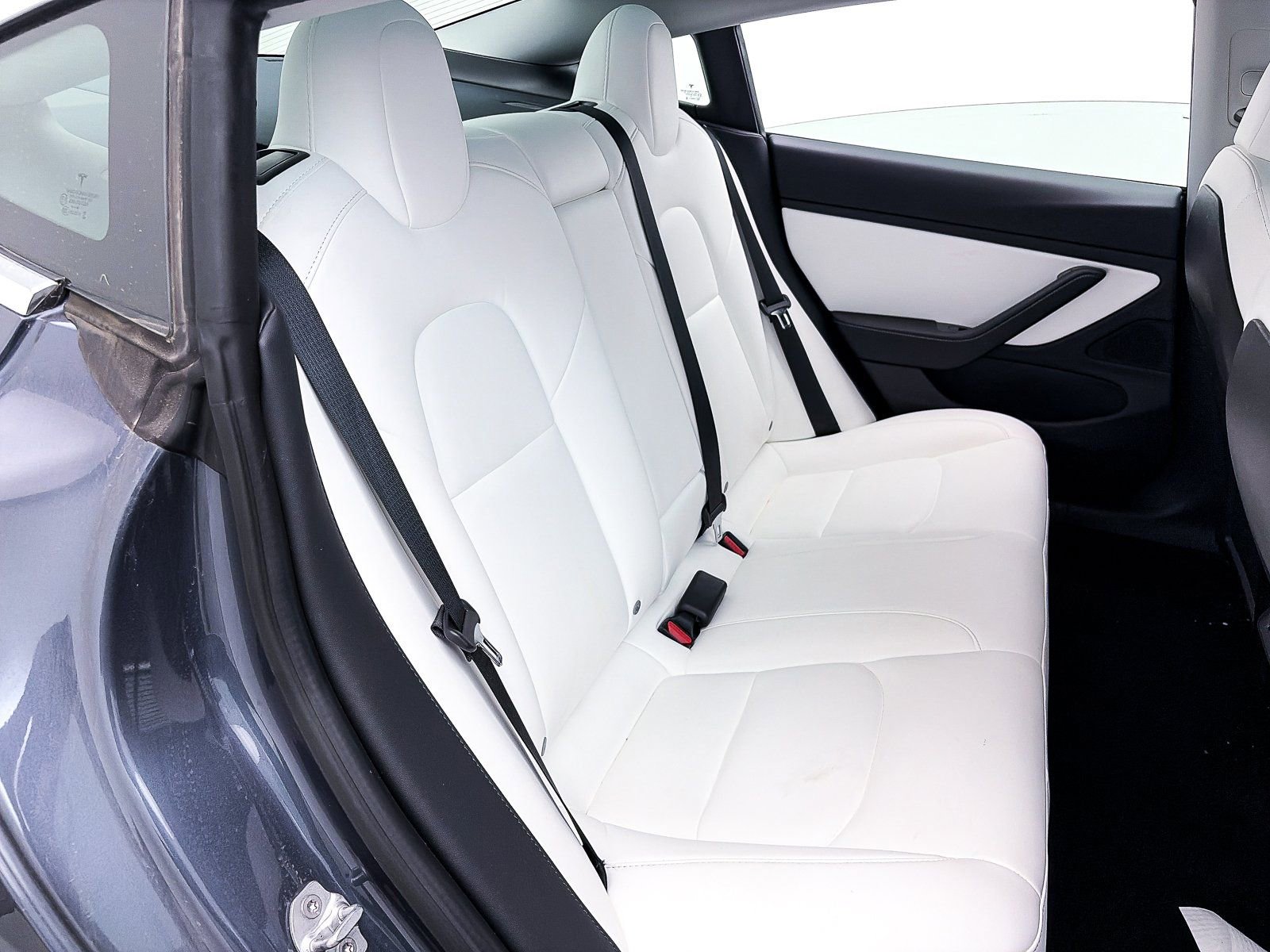 Used 2020 Tesla Model 3 Performance image 29