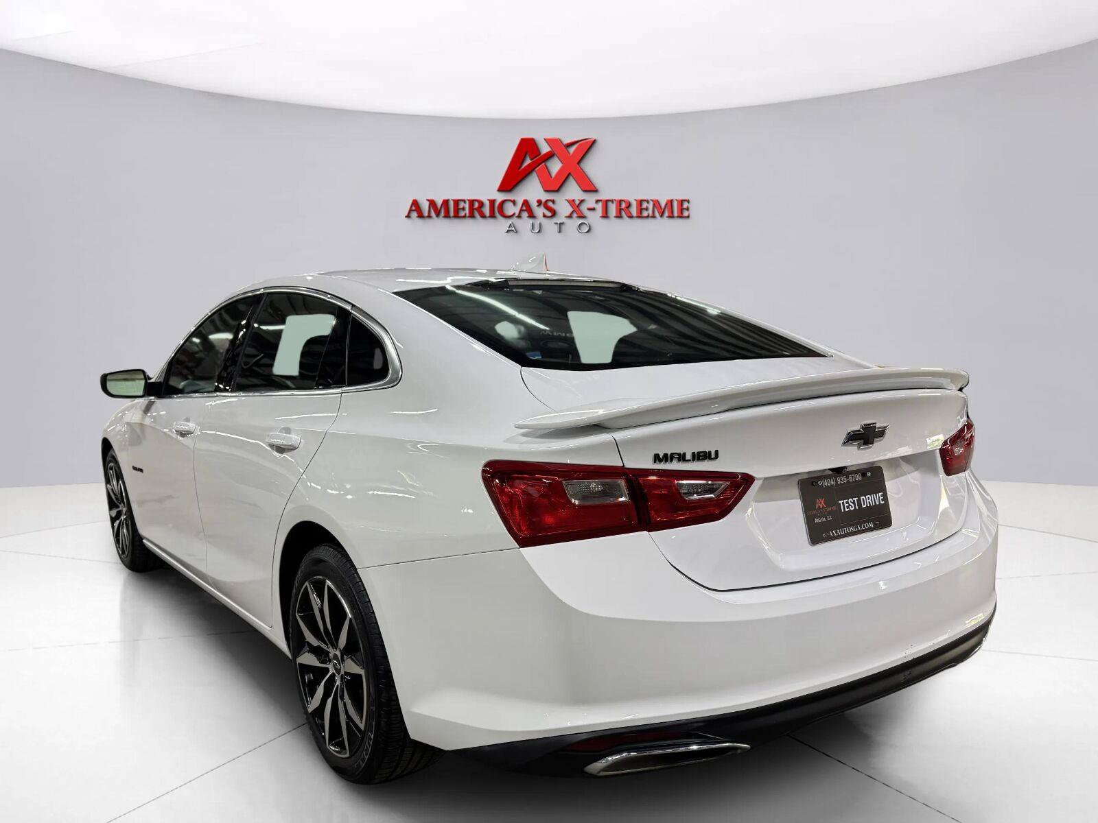 Used 2023 Chevrolet Malibu RS FWD image 5