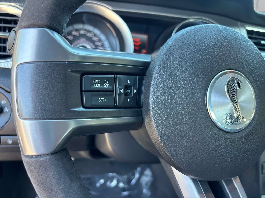 Used 2013 Ford Mustang Shelby GT500 RWD image 23