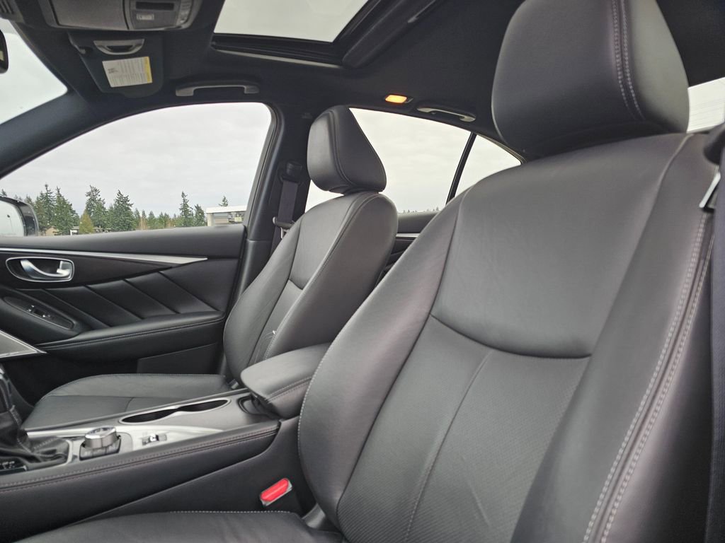 Used 2021 INFINITI Q50 Sensory image 25