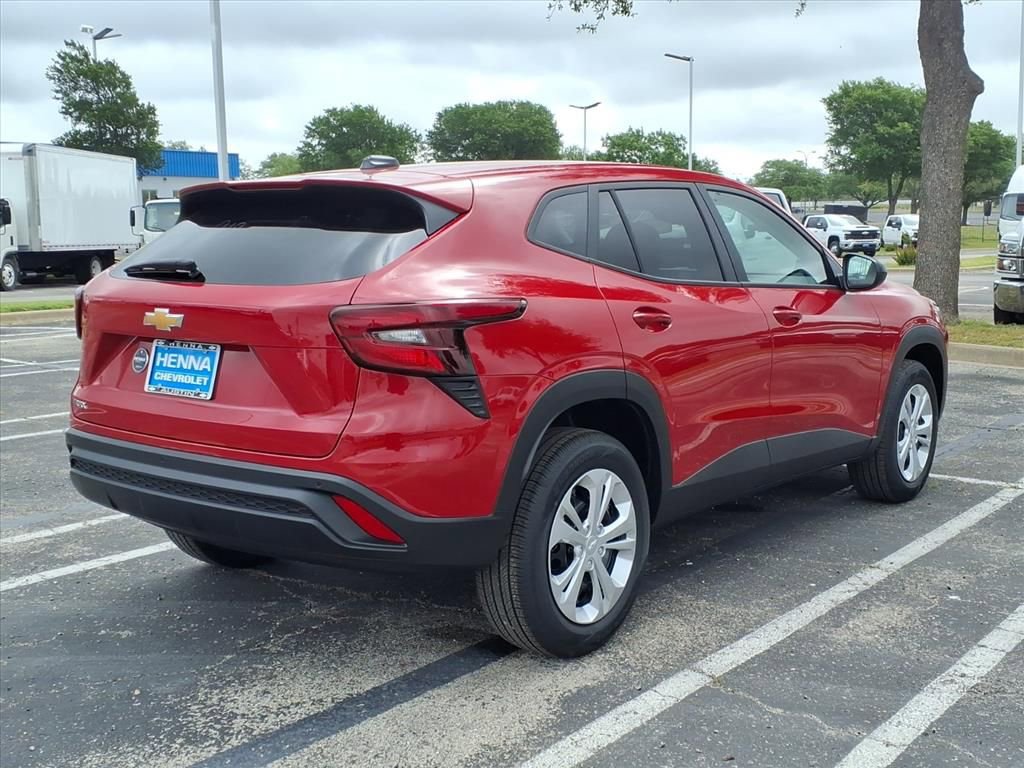 New 2026 Chevrolet Trax LS w/ Driver Confidence Package image 3