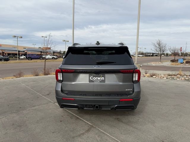 Used 2025 Ford Explorer ST-Line w/ ST-Line Street Pack image 7