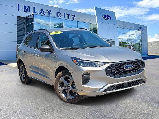 Used 2023 Ford Escape ST-Line w/ Tech Pack #1 AWD/4WD image 1