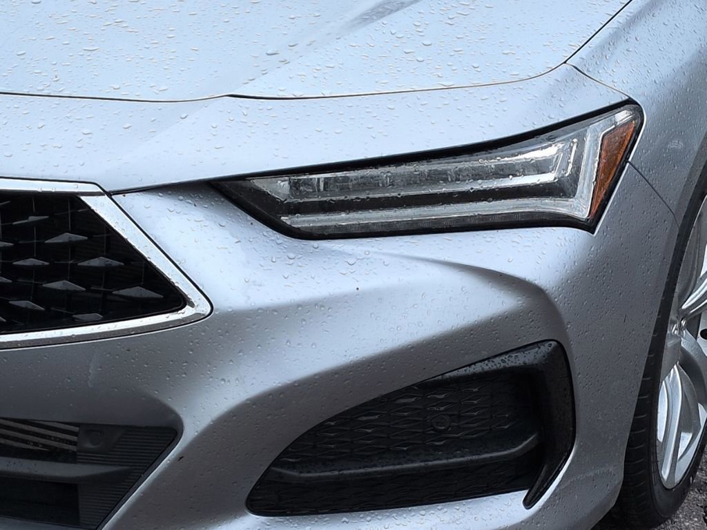 Certified 2023 Acura TLX w/ Technology Package image 9