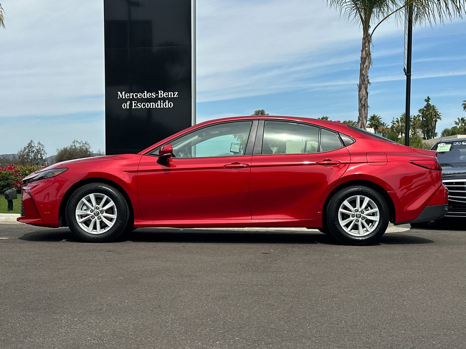 Used 2026 Toyota Camry LE image 6
