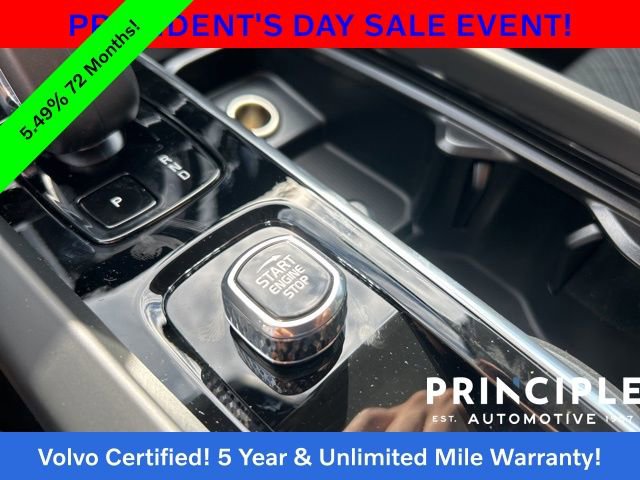 Certified 2025 Volvo XC60 T8 Core image 18