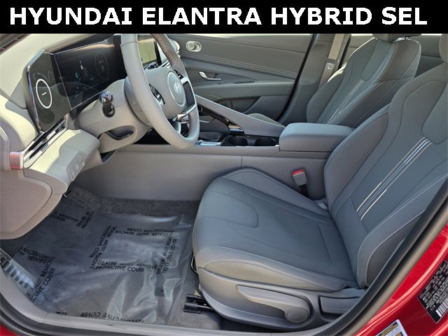 Used 2025 Hyundai Elantra SEL image 21