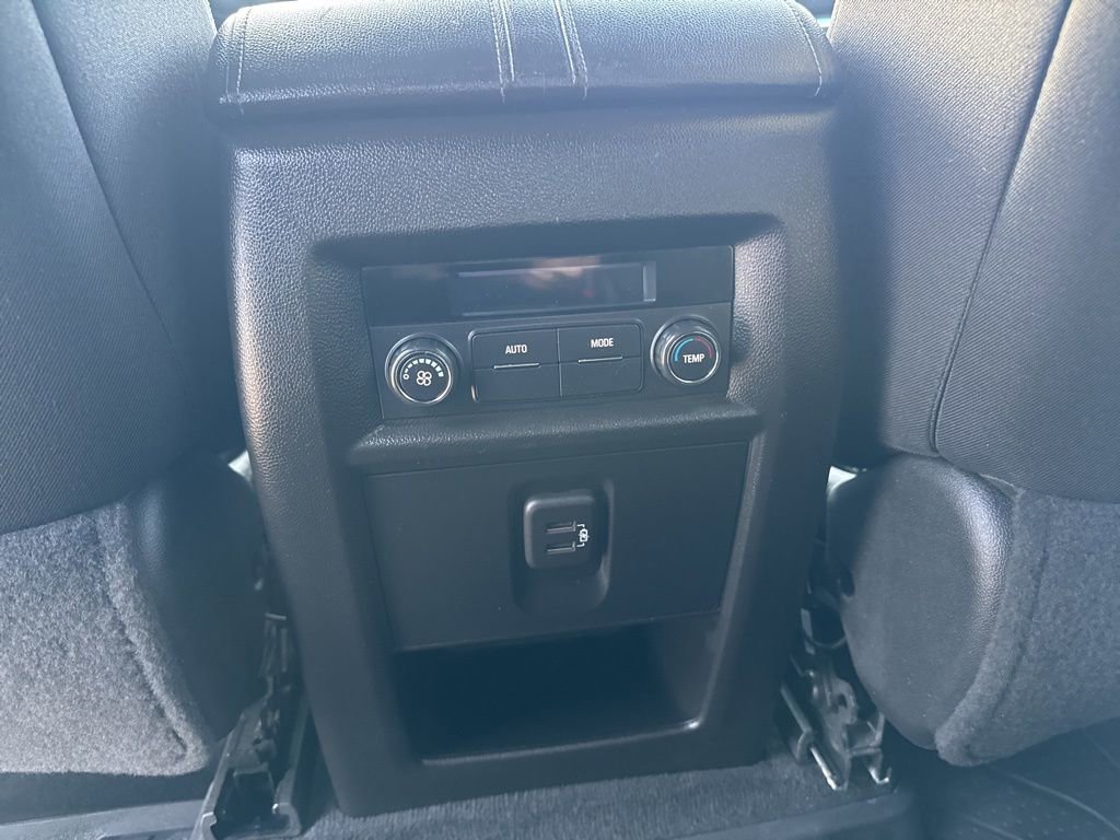 Certified 2023 Chevrolet Traverse LT w/ Midnight/Sport Edition image 23