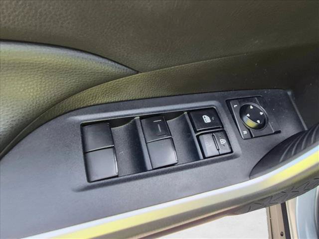 Used 2022 Toyota RAV4 LE FWD image 9