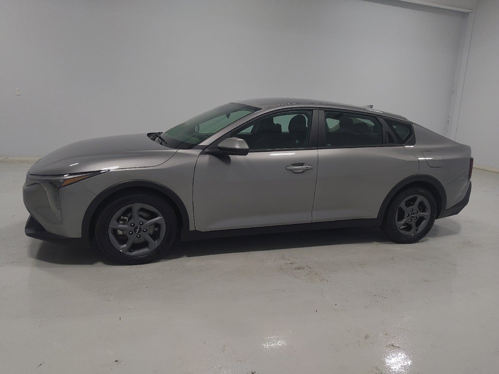 Used 2025 Kia K4 FWD image 2