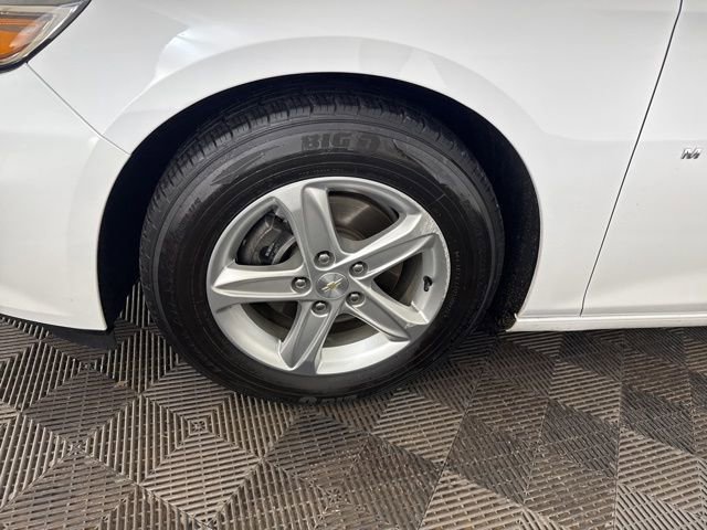 Used 2023 Chevrolet Malibu LS image 26