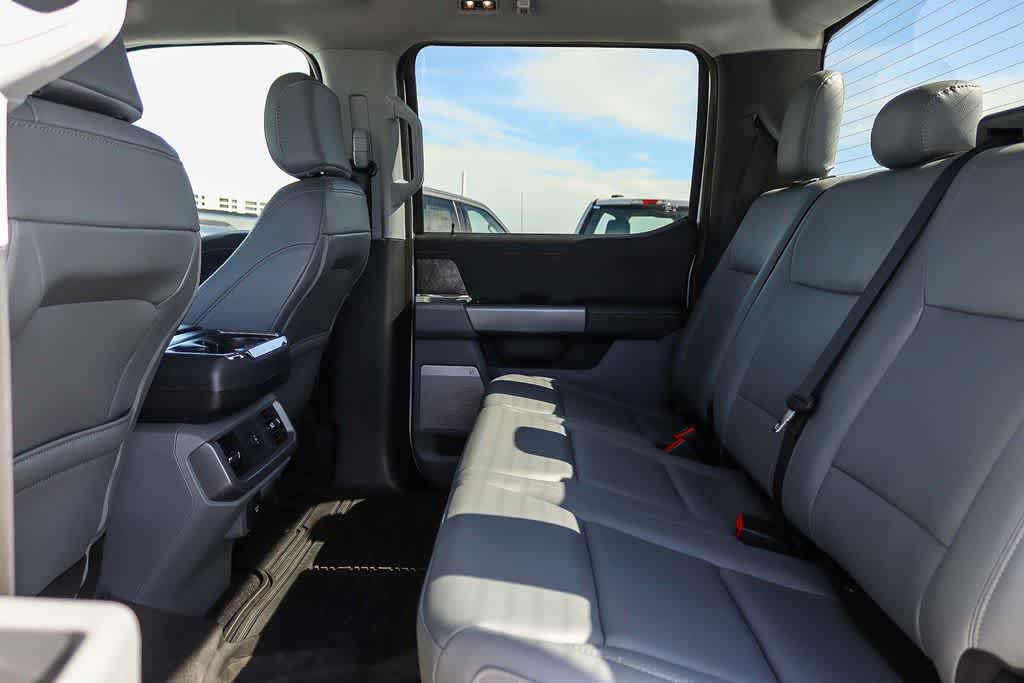 Used 2025 Ford F150 Lightning Flash AWD/4WD image 17