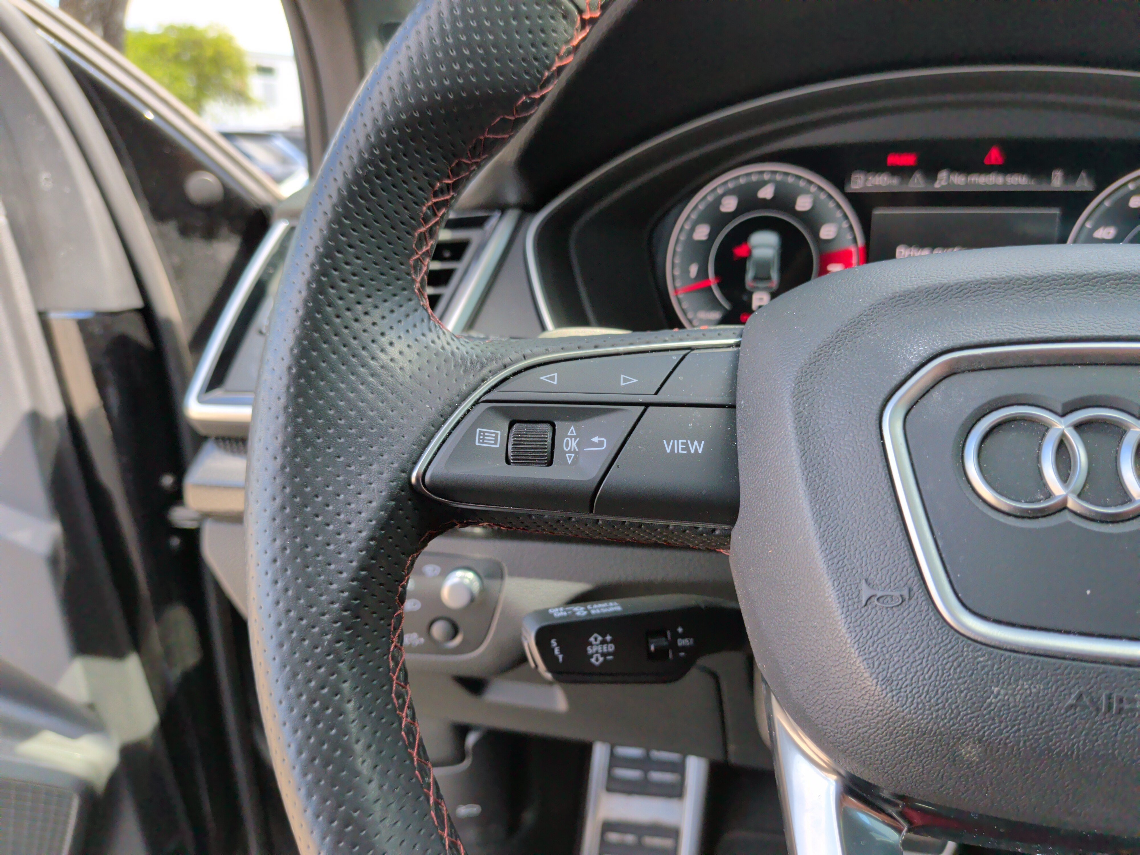 Certified 2024 Audi SQ5 Prestige w/ Prestige Package AWD/4WD image 18