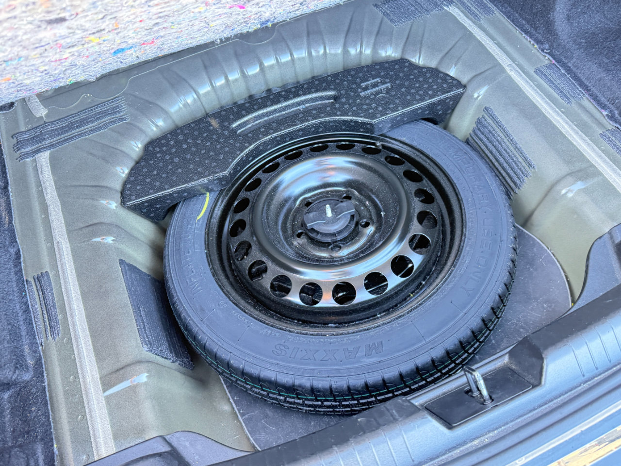 Used 2023 Chevrolet Malibu LT image 34