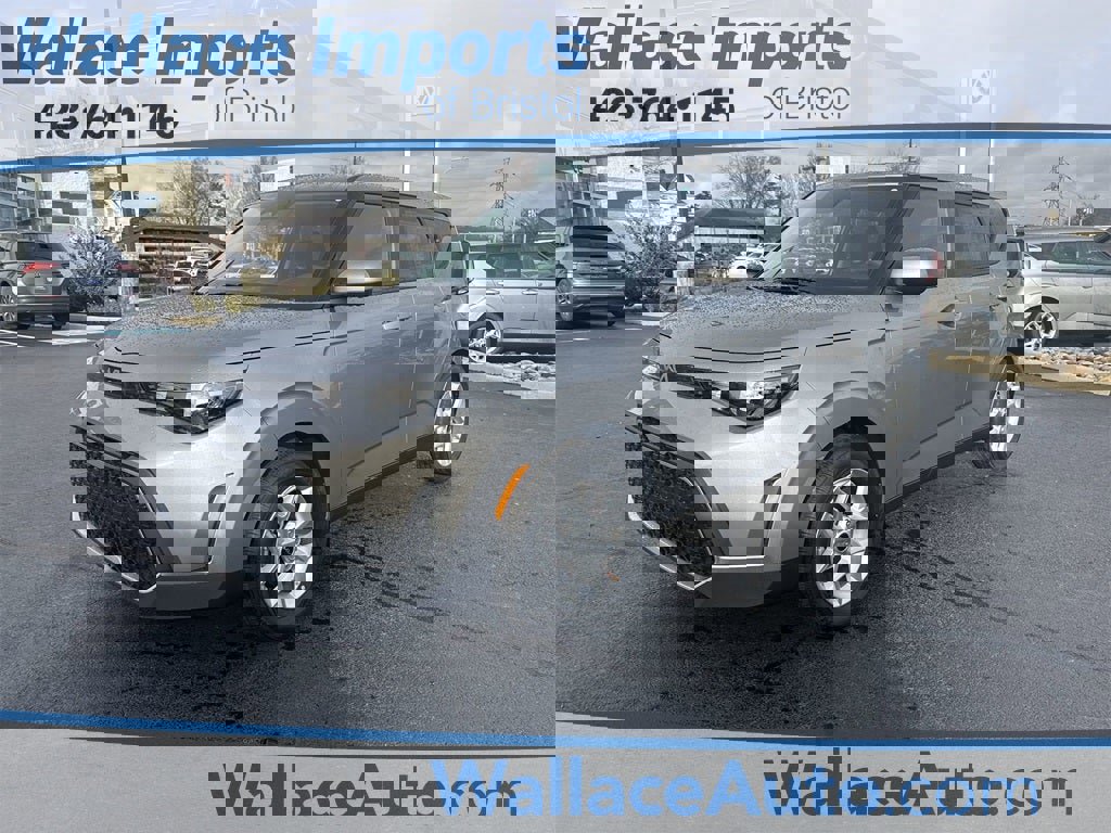 New 2025 Kia Soul LX