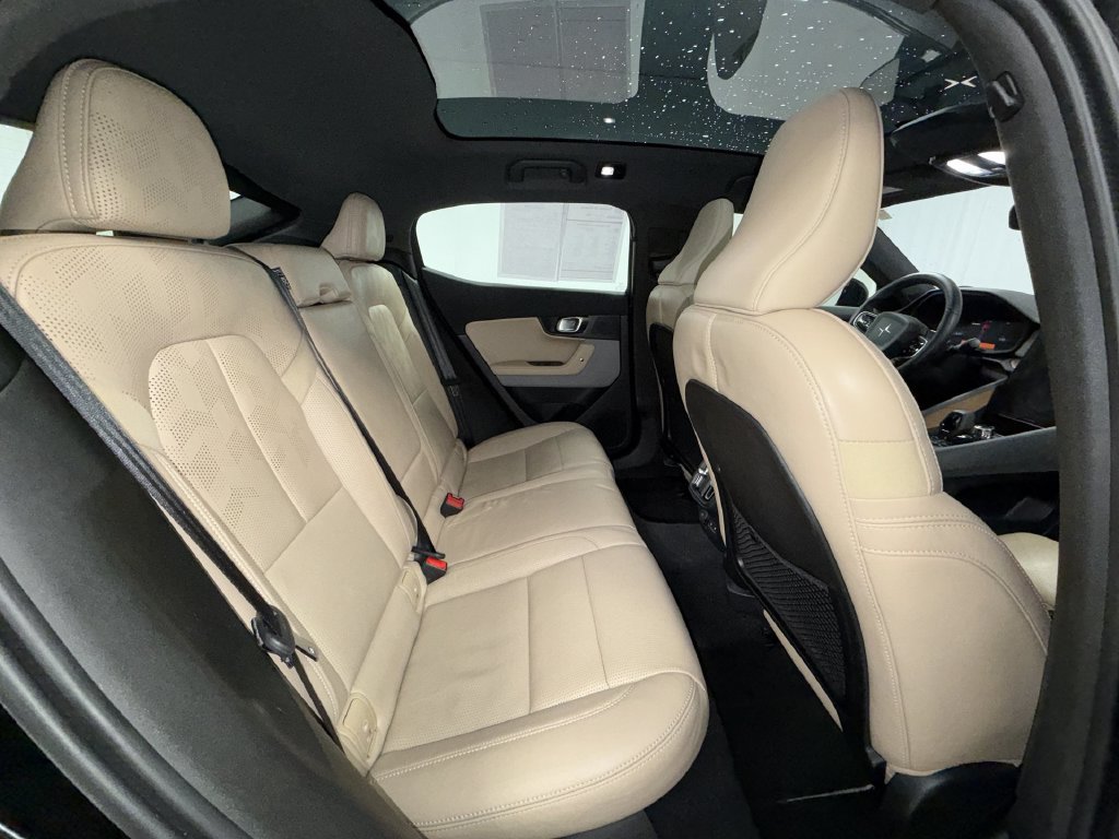 Used 2021 Polestar Polestar 2 AWD/4WD image 17