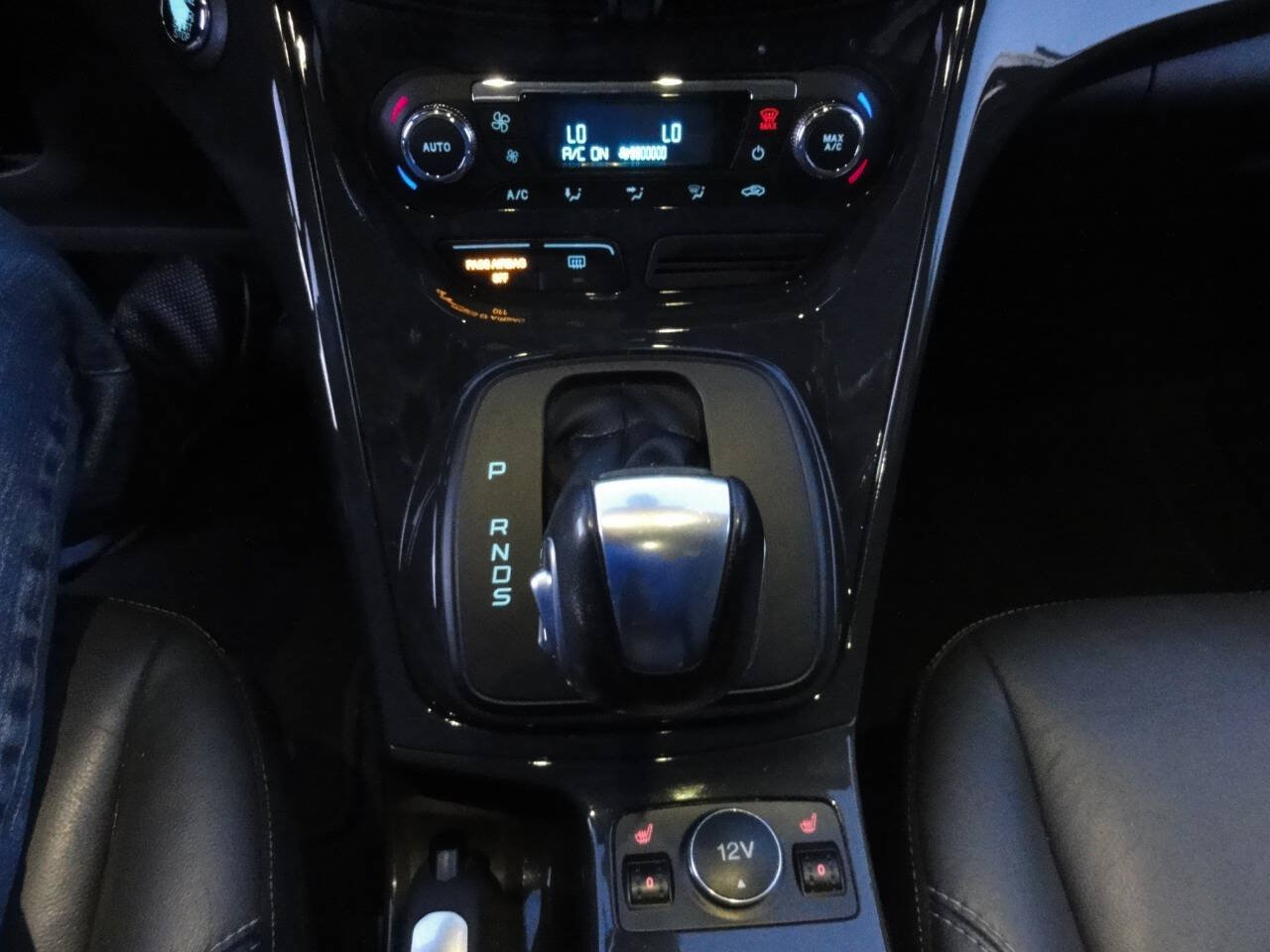 Used 2016 Ford Escape Titanium AWD/4WD image 26