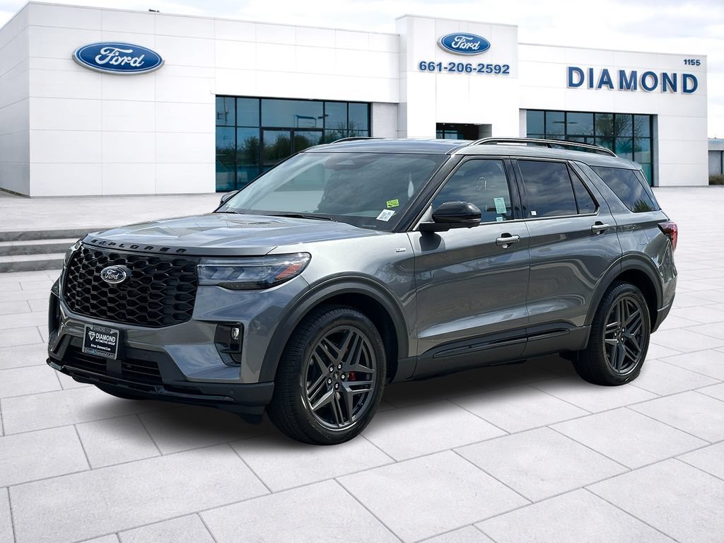 New 2026 Ford Explorer ST-Line w/ ST-Line Street Pack RWD image 1