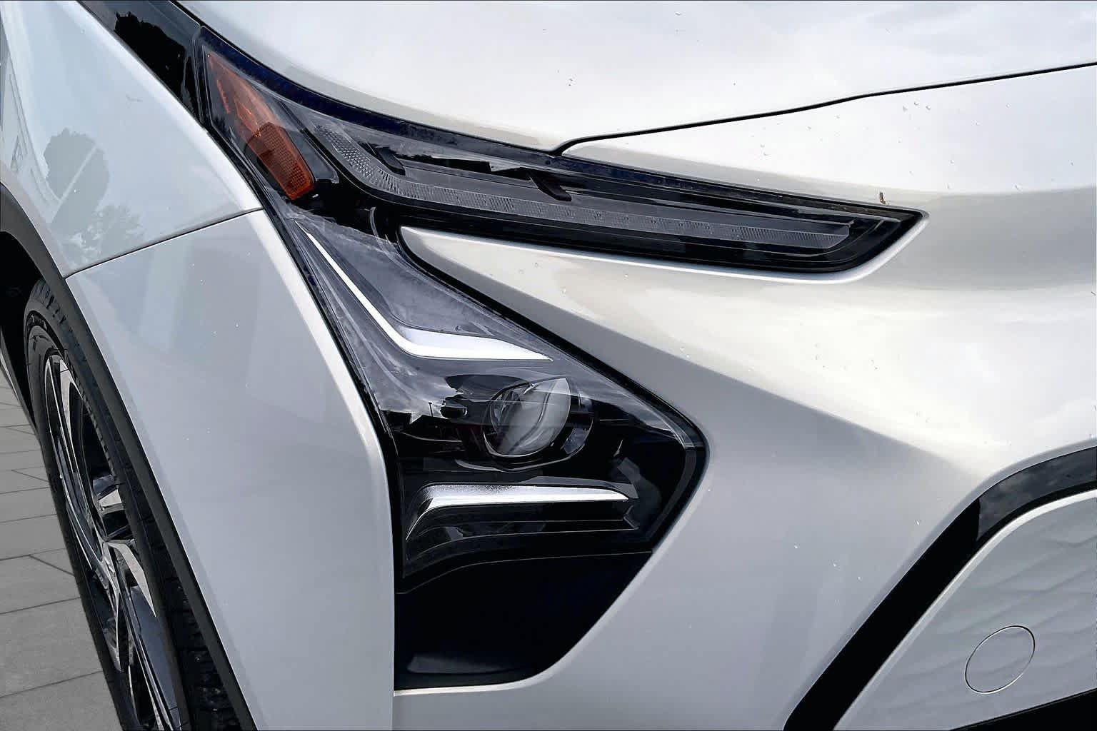 Certified 2023 Chevrolet Bolt LT w/ Infotainment Package FWD image 25