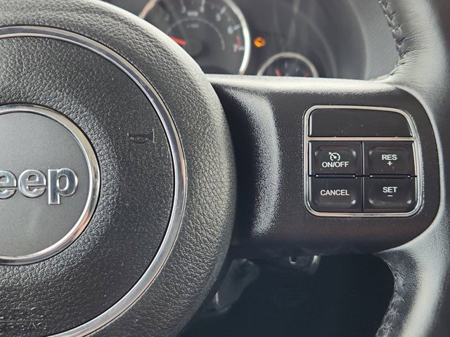 Used 2018 Jeep Wrangler Unlimited Sahara AWD/4WD image 25