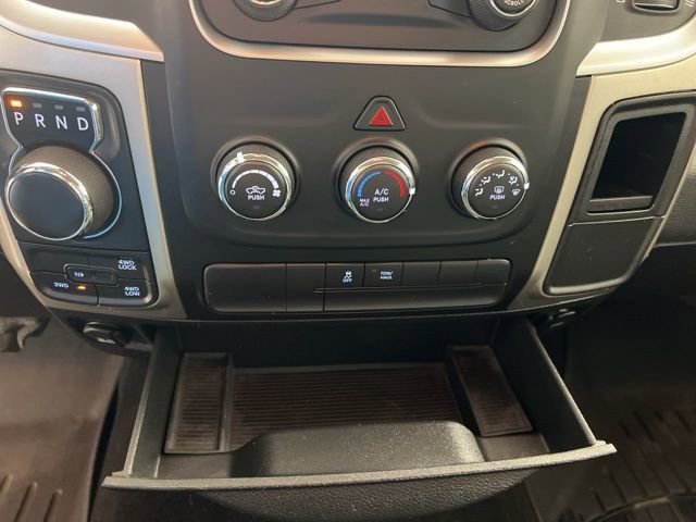 Used 2019 RAM 1500 Classic SLT image 29
