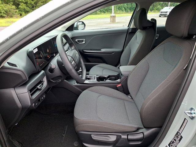 New 2026 Kia K4 FWD image 9