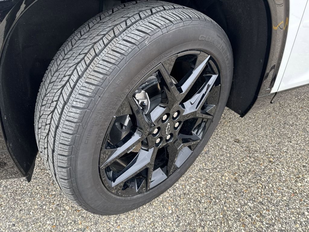 Certified 2025 Chevrolet Traverse RS w/ LPO, Floor Liner Package image 3