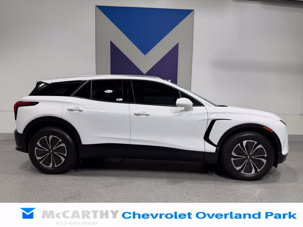 Used 2024 Chevrolet Blazer EV LT AWD/4WD image 4