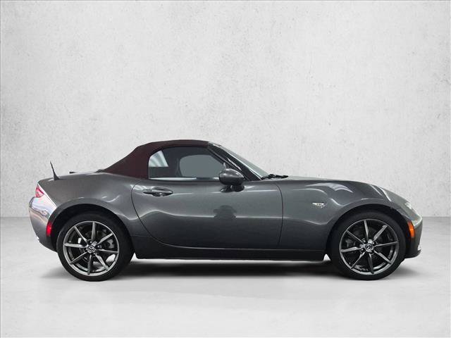Used 2018 MAZDA MX-5 Miata Grand Touring RWD image 4