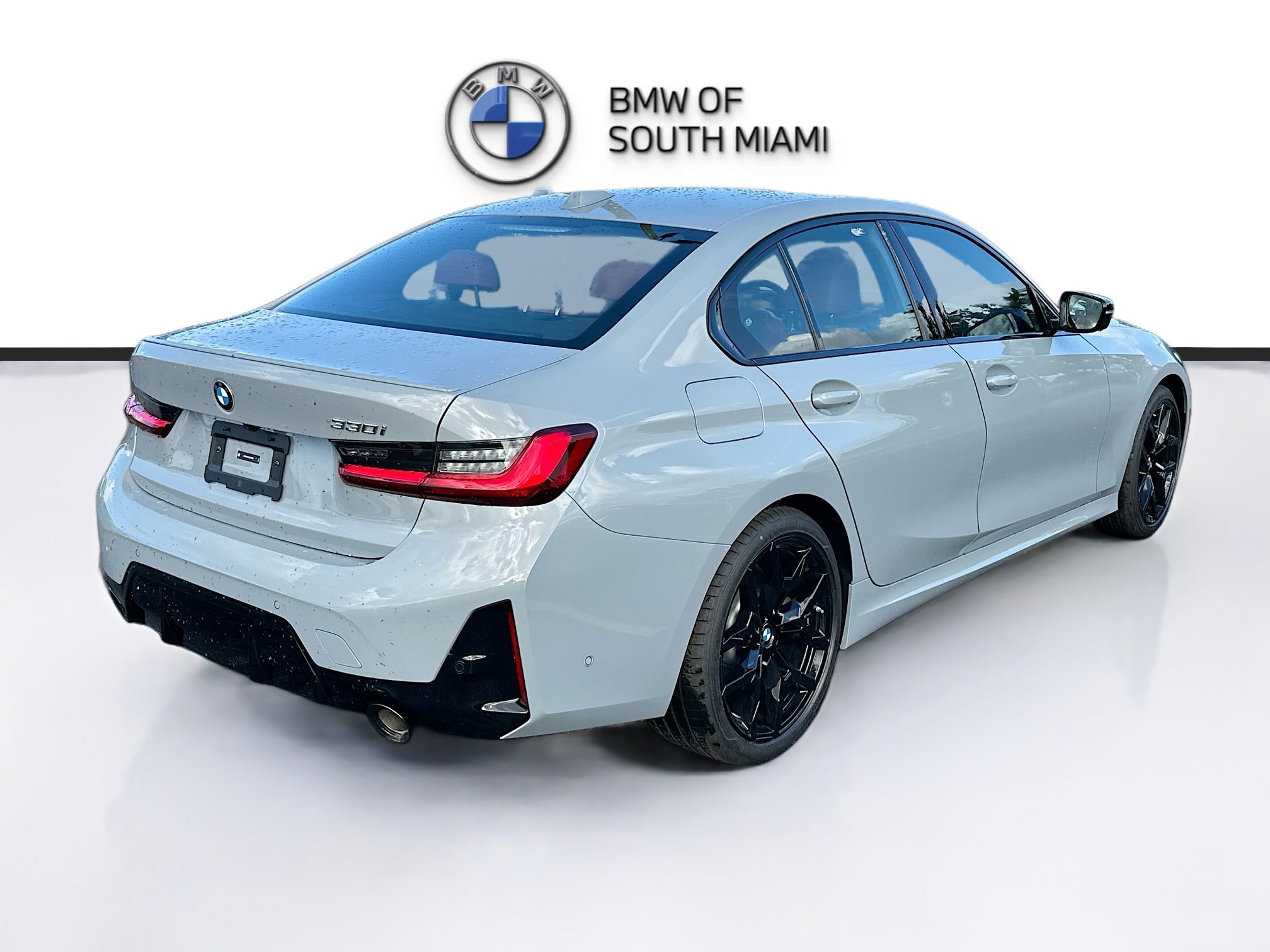 New 2026 BMW 330i Sedan w/ M Sport Package RWD image 6