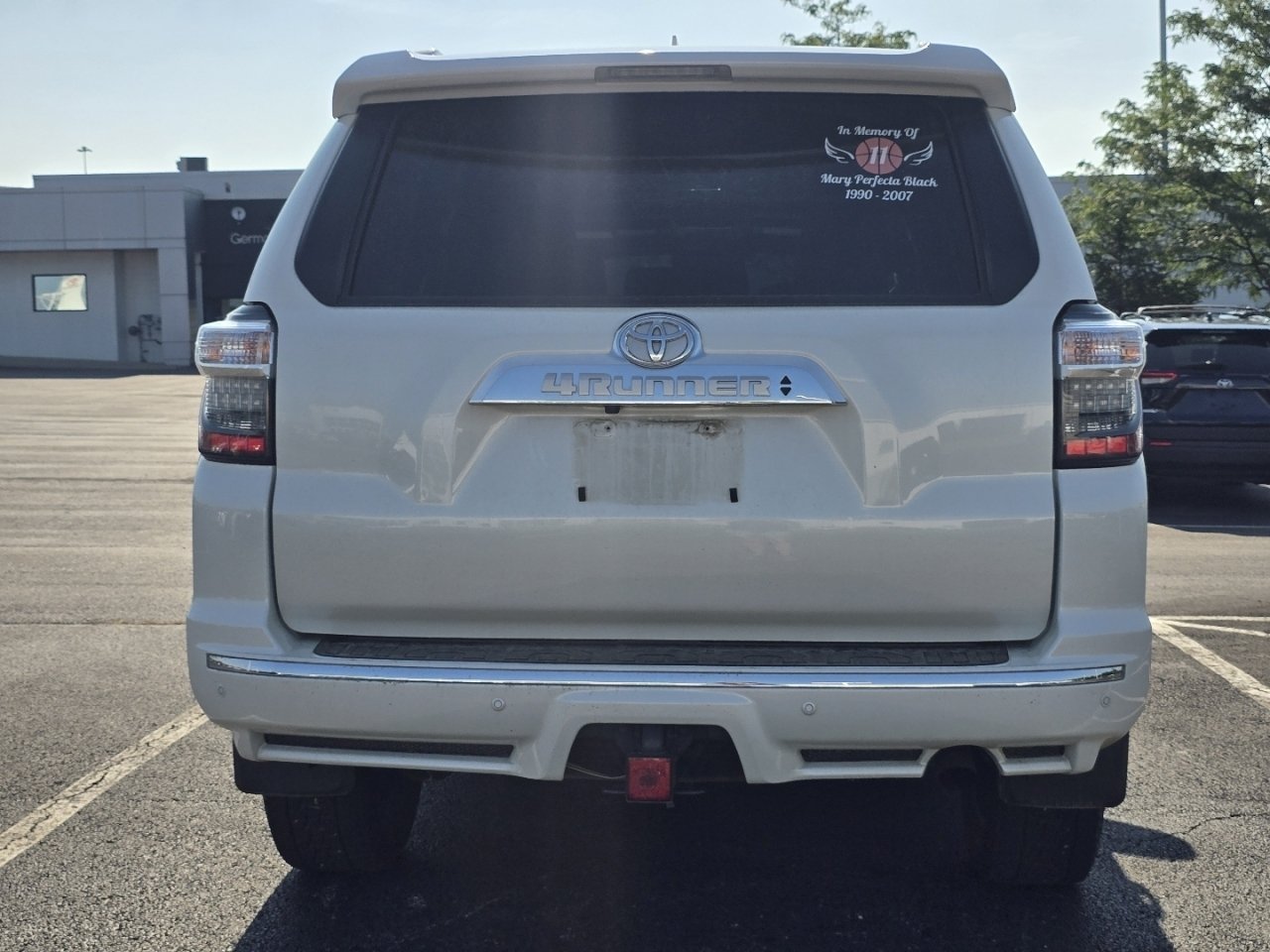 Used 2023 Toyota 4Runner Limited AWD/4WD image 6