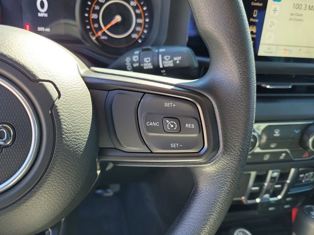 Used 2025 Jeep Wrangler Sport image 14